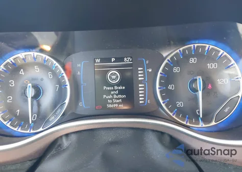 2024 Chrysler Voyager Lx из США, поврежденный, VIN 2C4RC1CG1RR194019